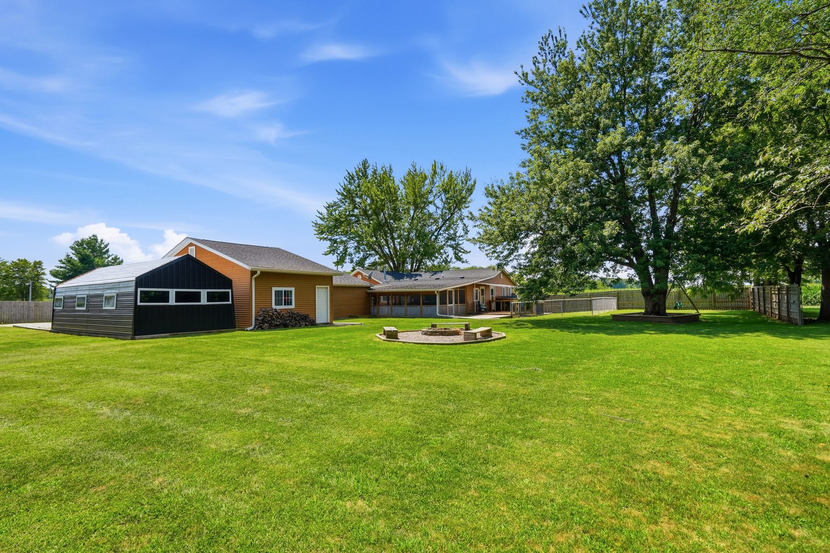 4223 193rd Street Property Photo 5
