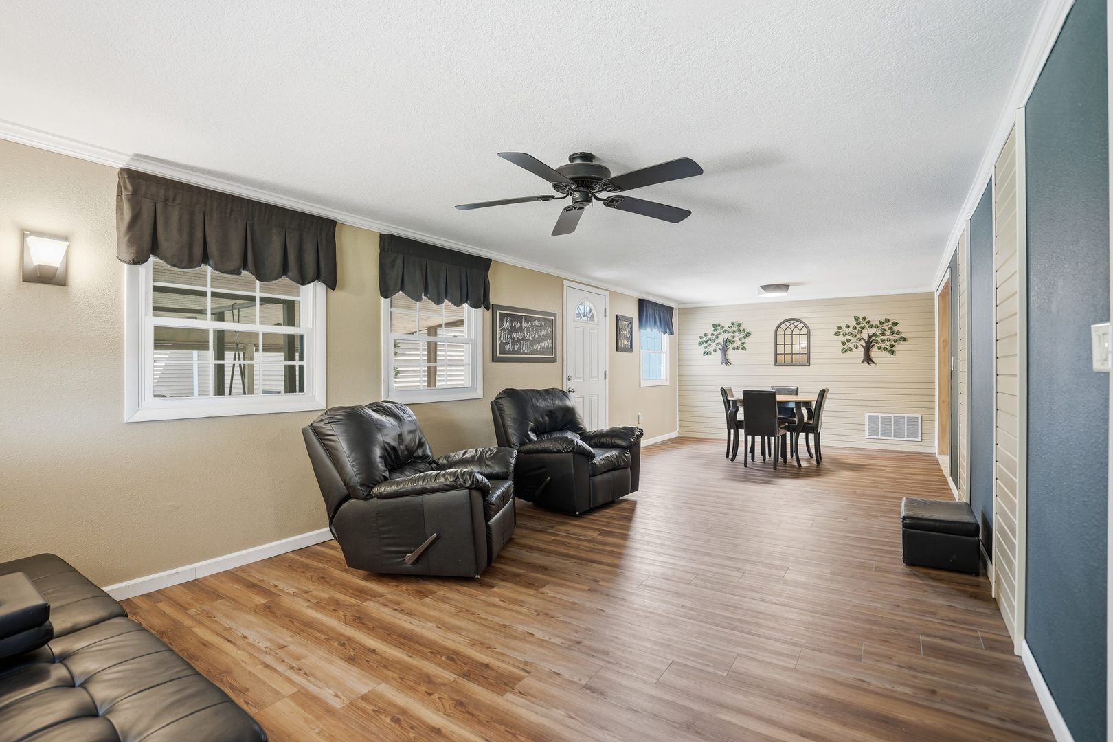 4223 193rd Street Property Photo 14