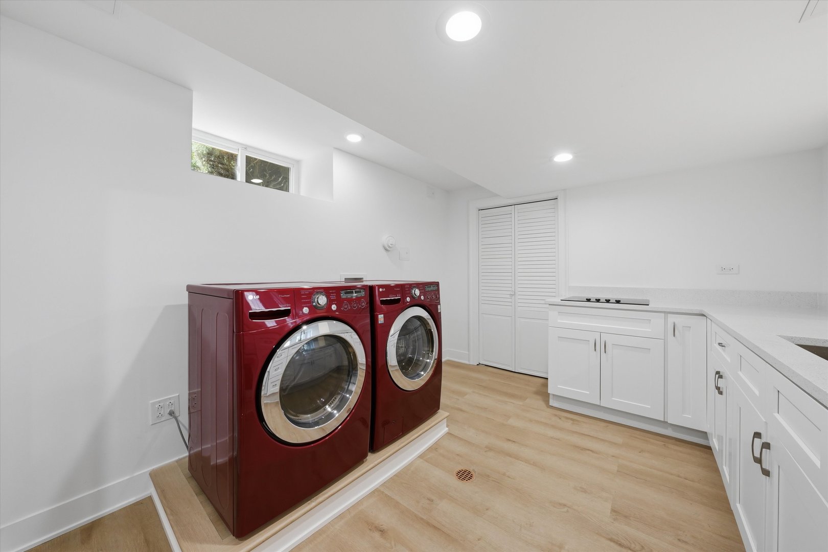 459 Aberdeen Drive Property Photo 23