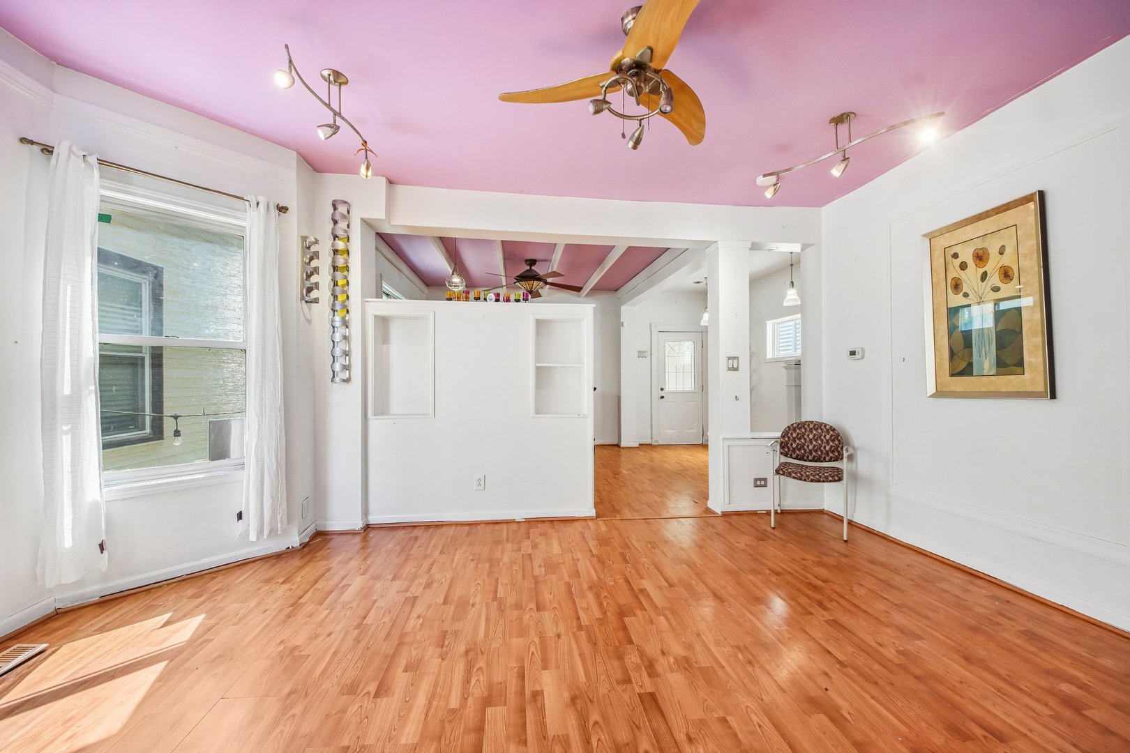 3819 N Kilpatrick Avenue Property Photo 13
