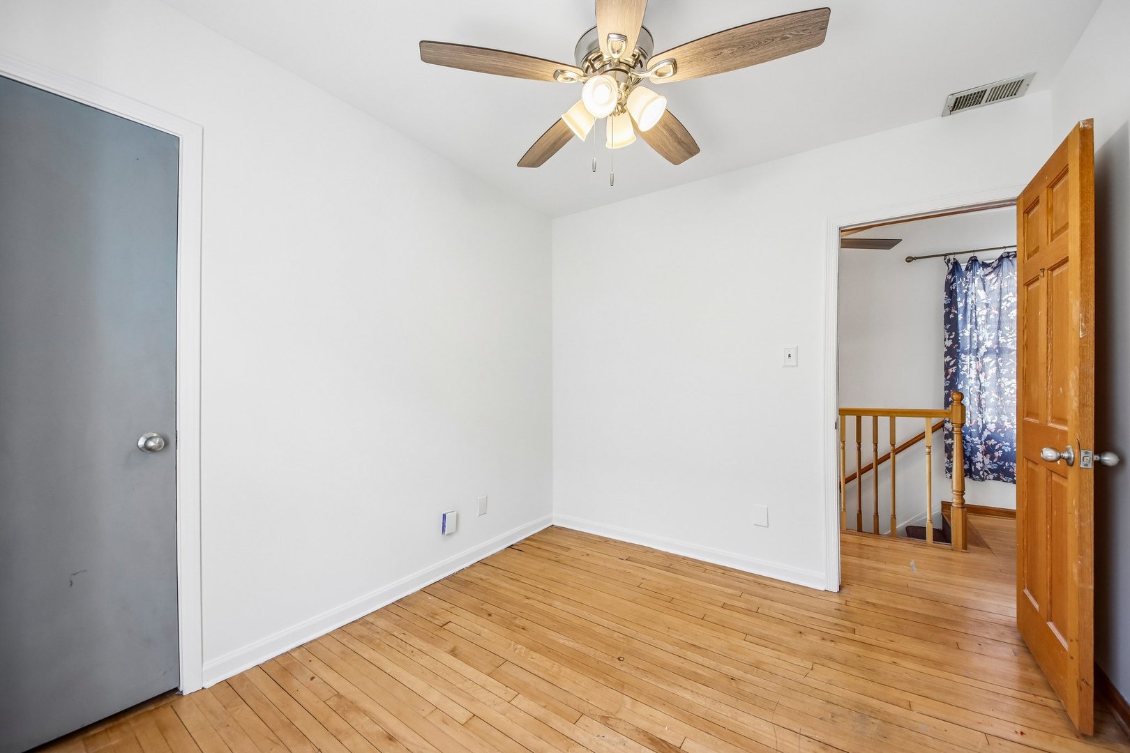 3819 N Kilpatrick Avenue Property Photo 30