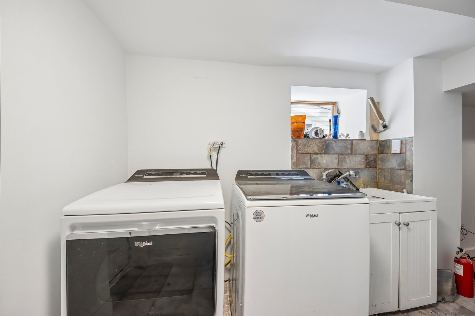 3819 N Kilpatrick Avenue Property Photo 38