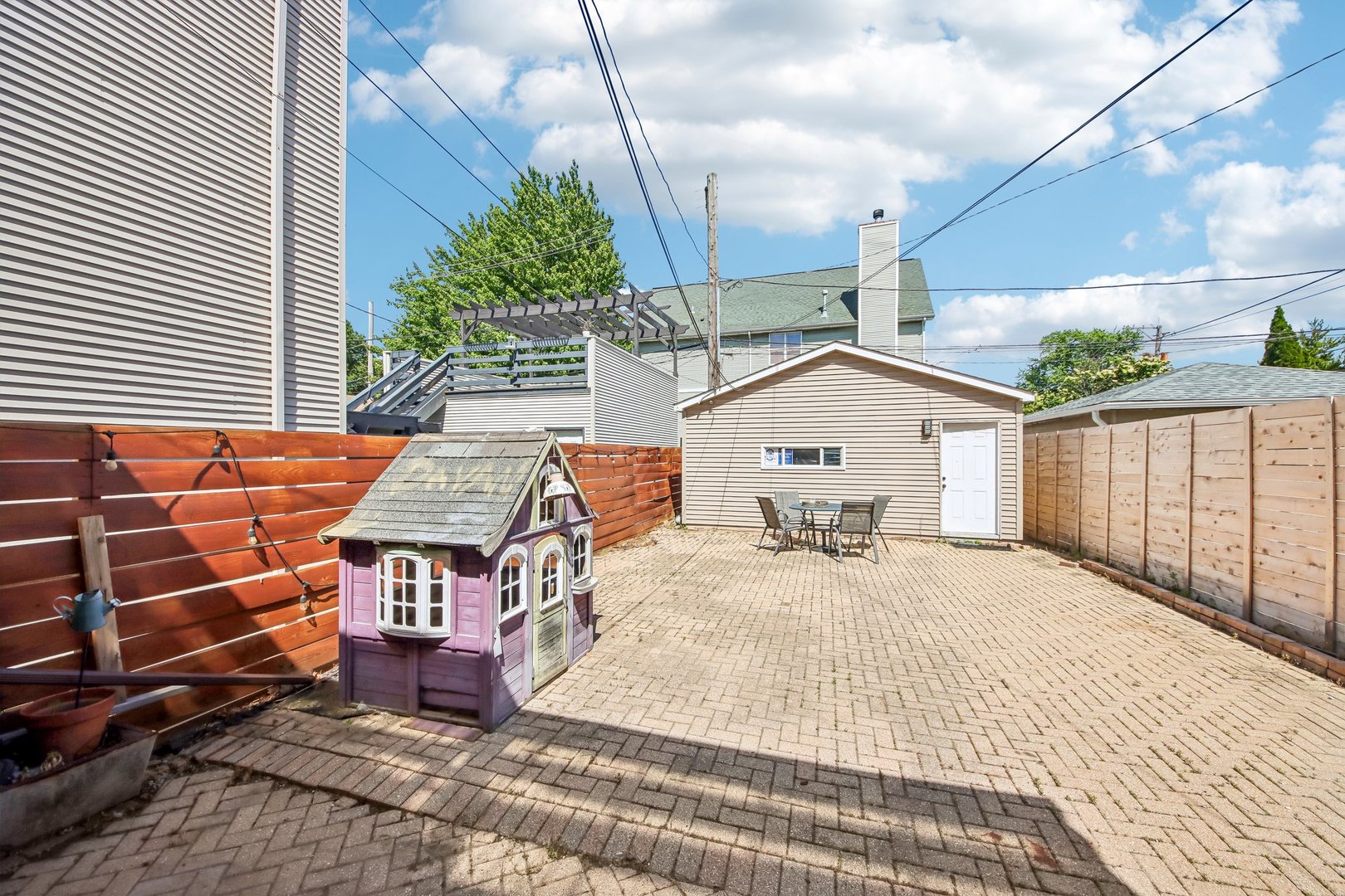 3819 N Kilpatrick Avenue Property Photo 44