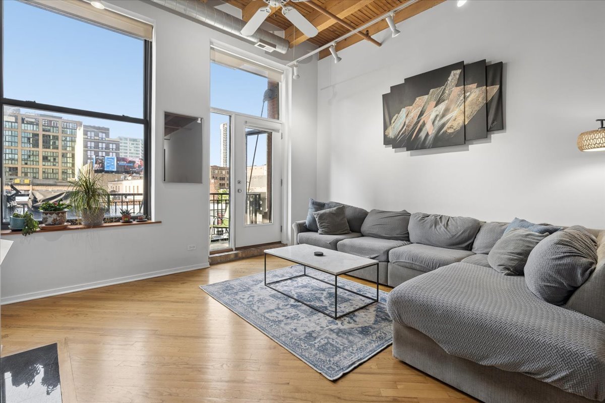 12713630 Property Photo 3
