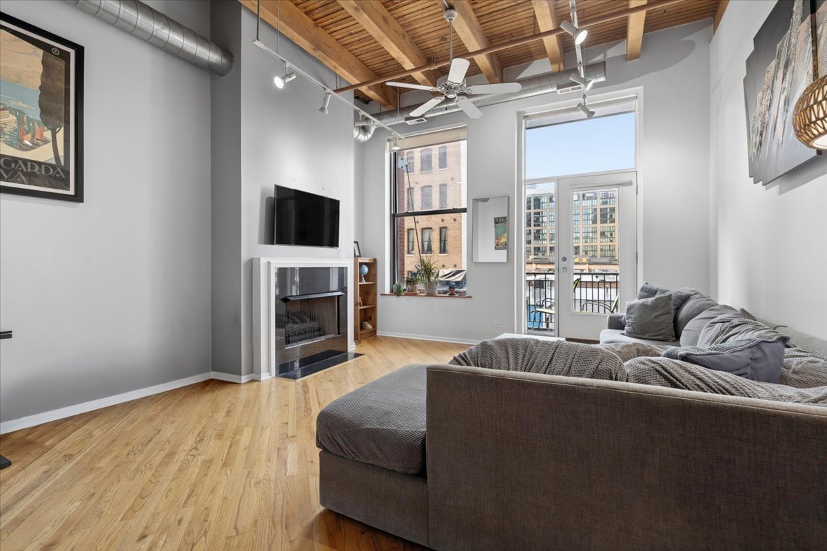 12713630 Property Photo 4