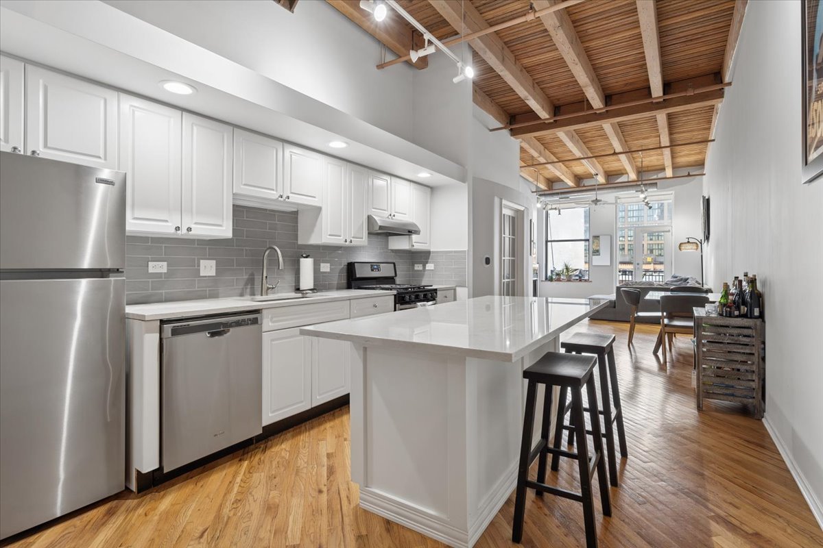12713630 Property Photo 11