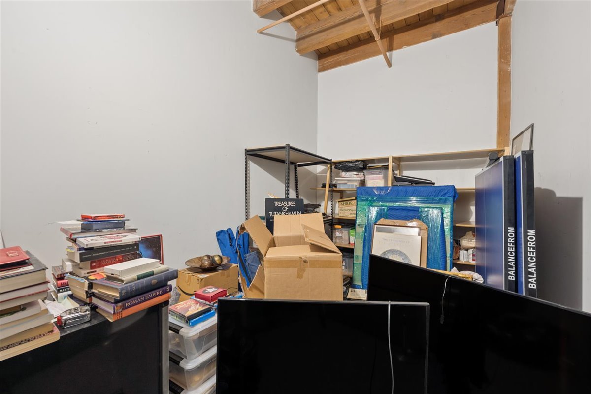 12713630 Property Photo 21