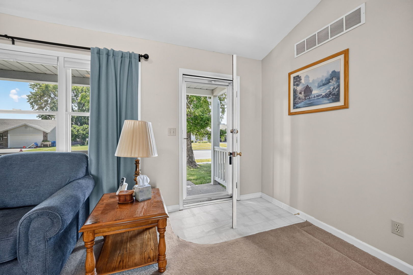 1227 University Drive Property Photo 9