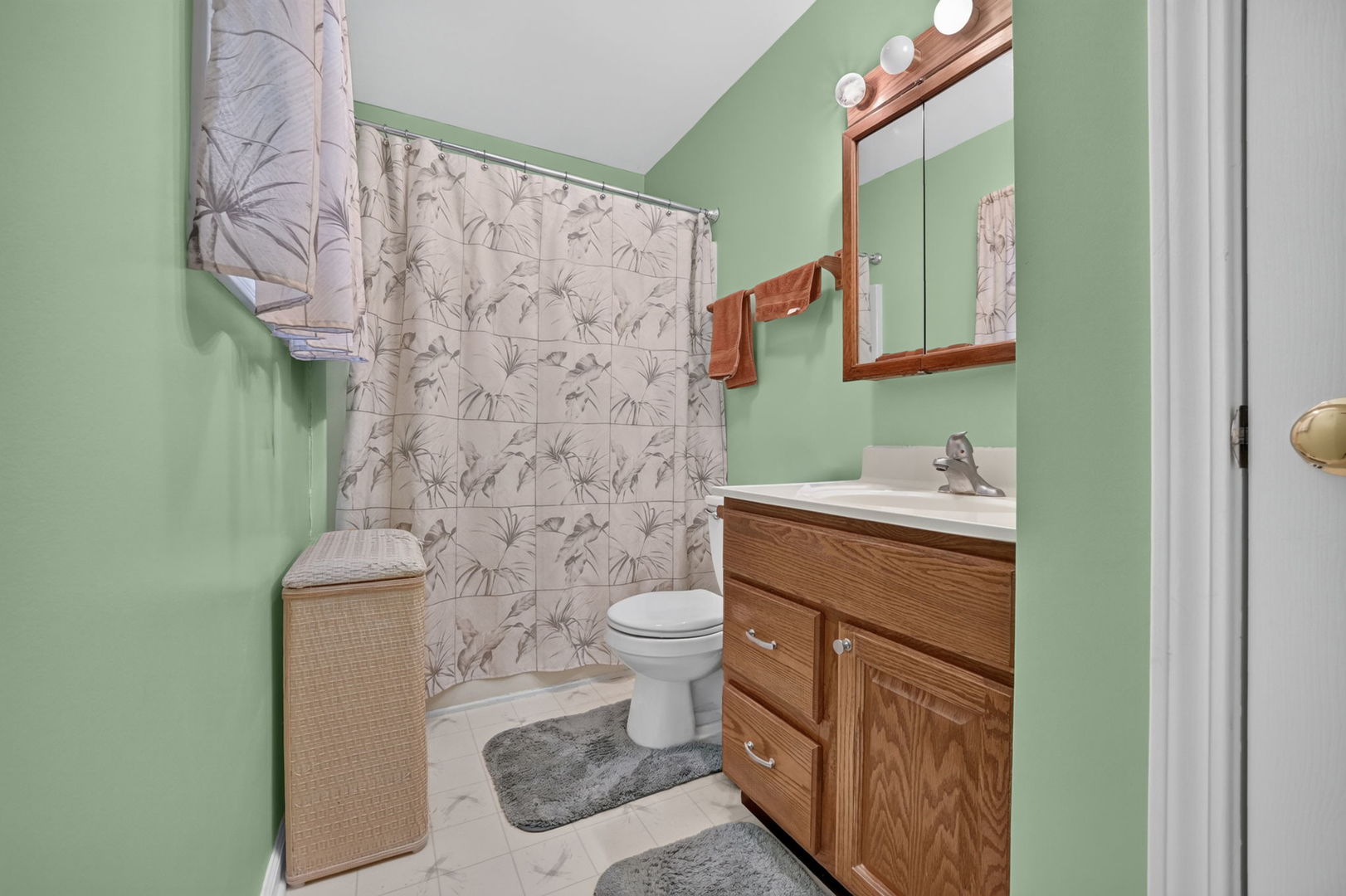 1227 University Drive Property Photo 18
