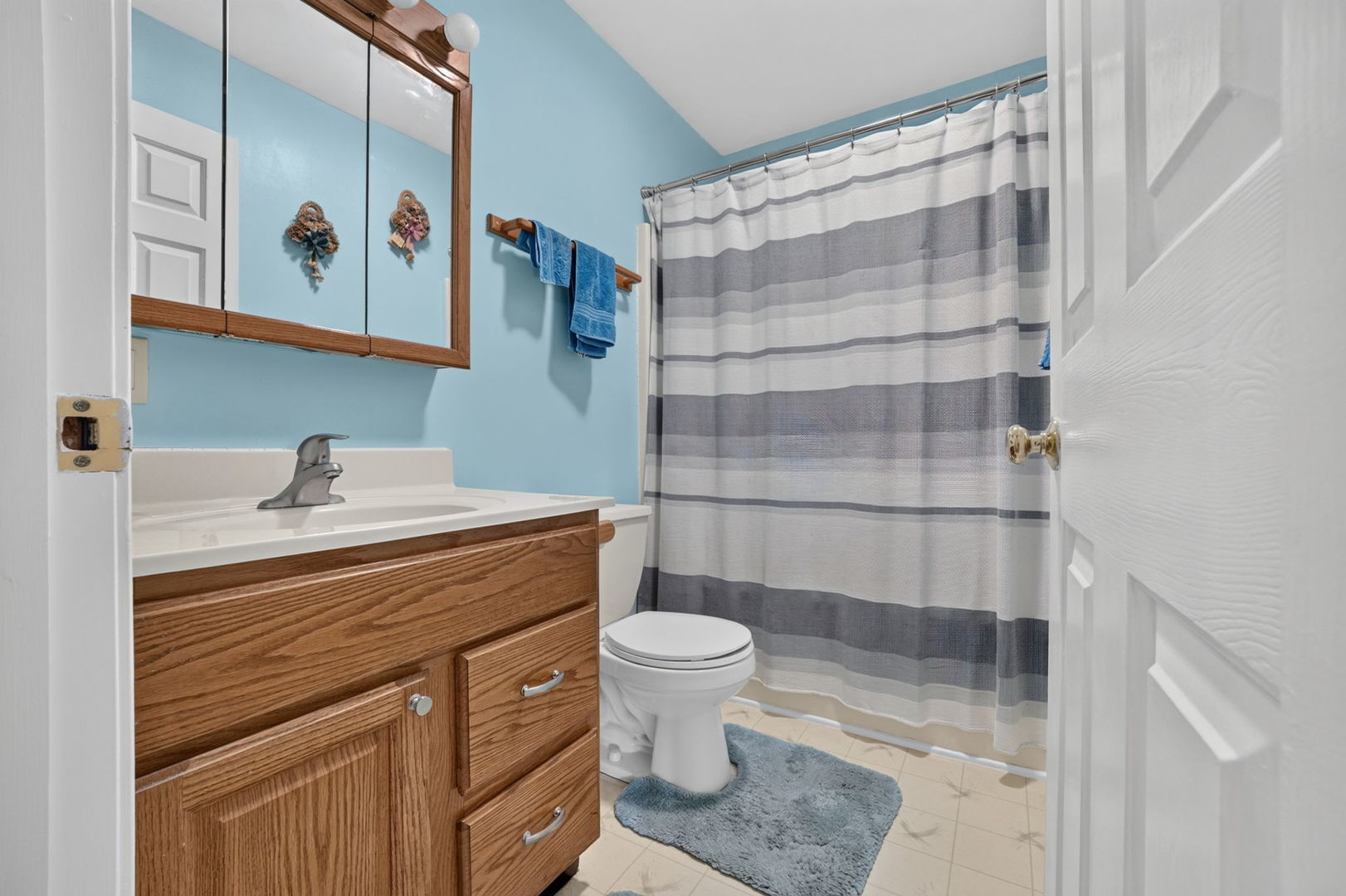 1227 University Drive Property Photo 21