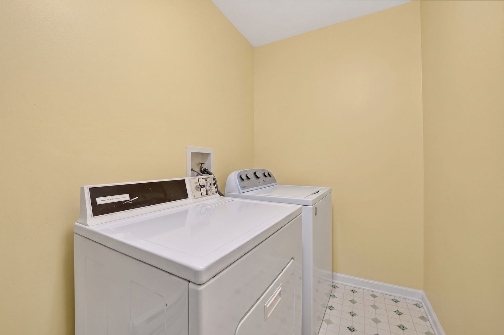 1227 University Drive Property Photo 26