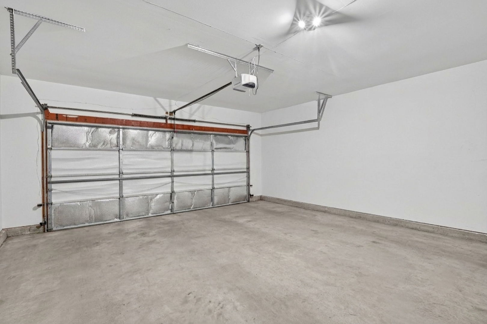 1227 University Drive Property Photo 27