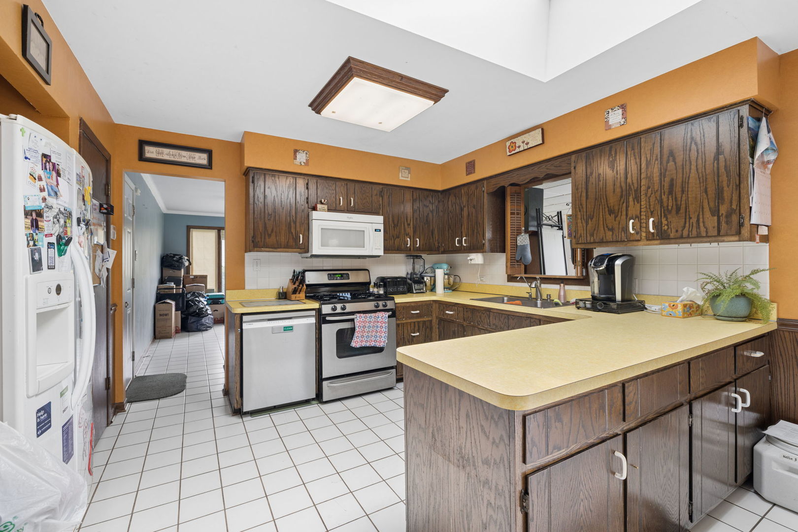934 Regent Street Property Photo 4