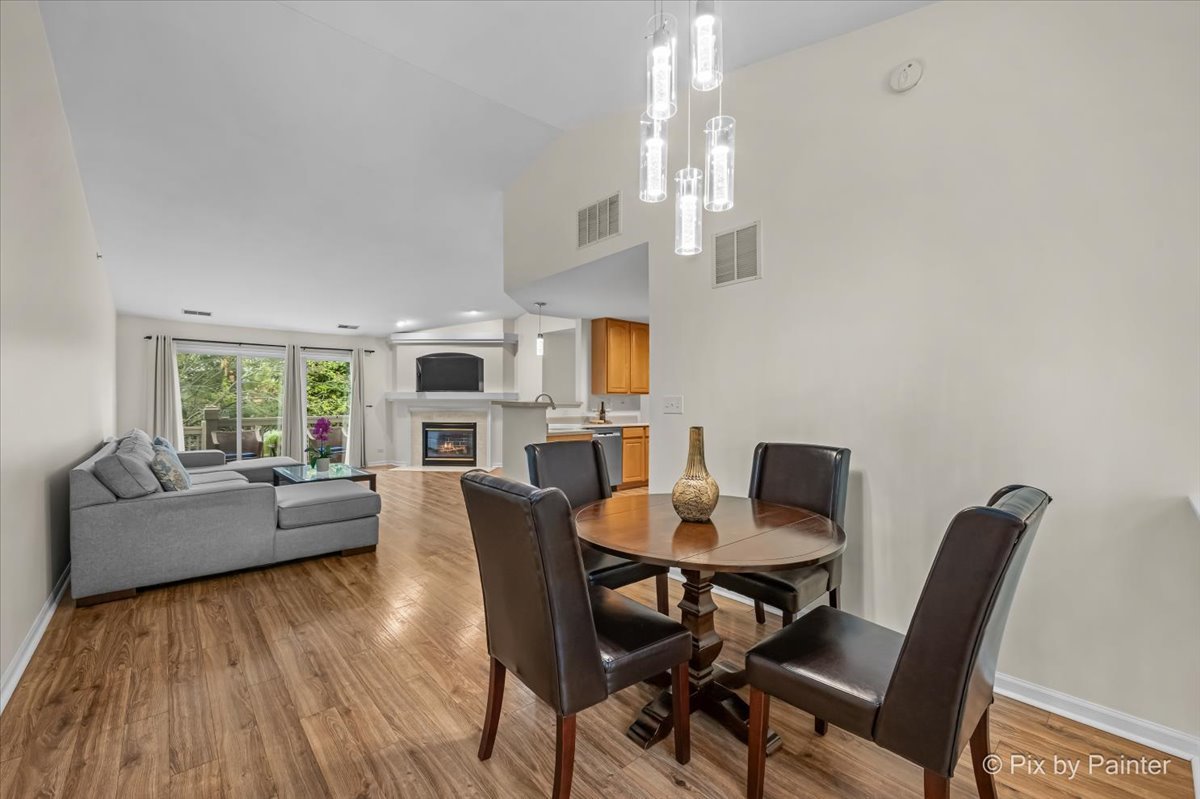 2115 Vanderbilt Drive Property Photo 2