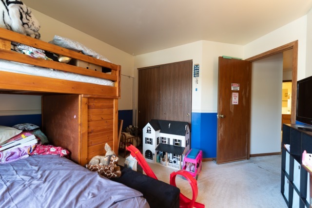 737 W Streamwood Boulevard B Property Photo 16