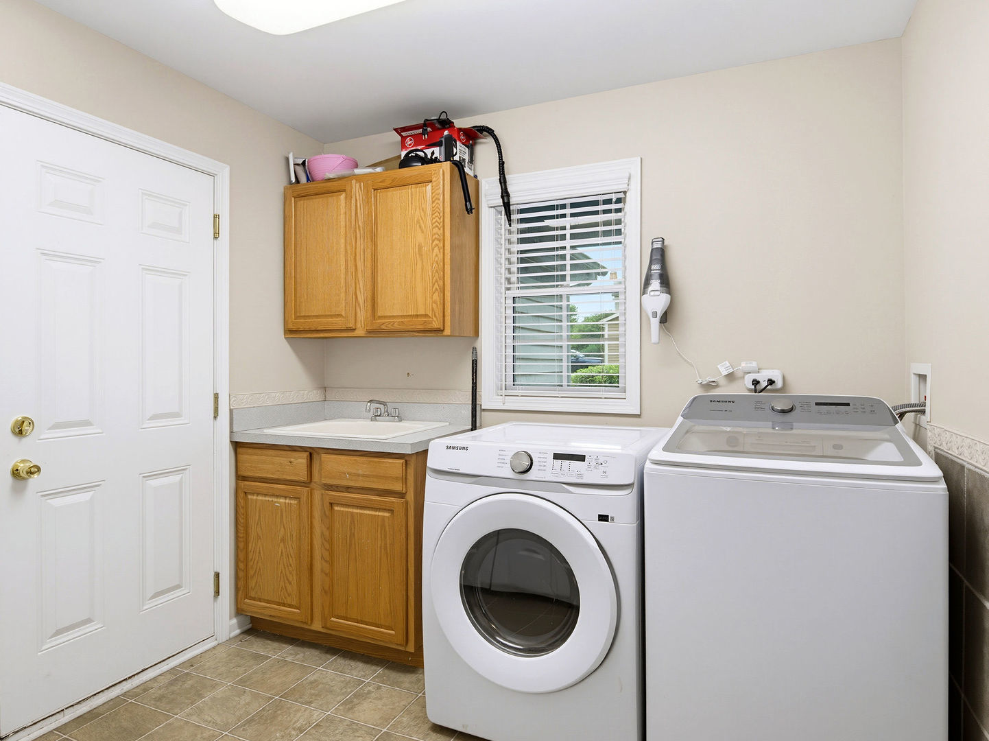 520 Barton Creek Drive Property Photo 24
