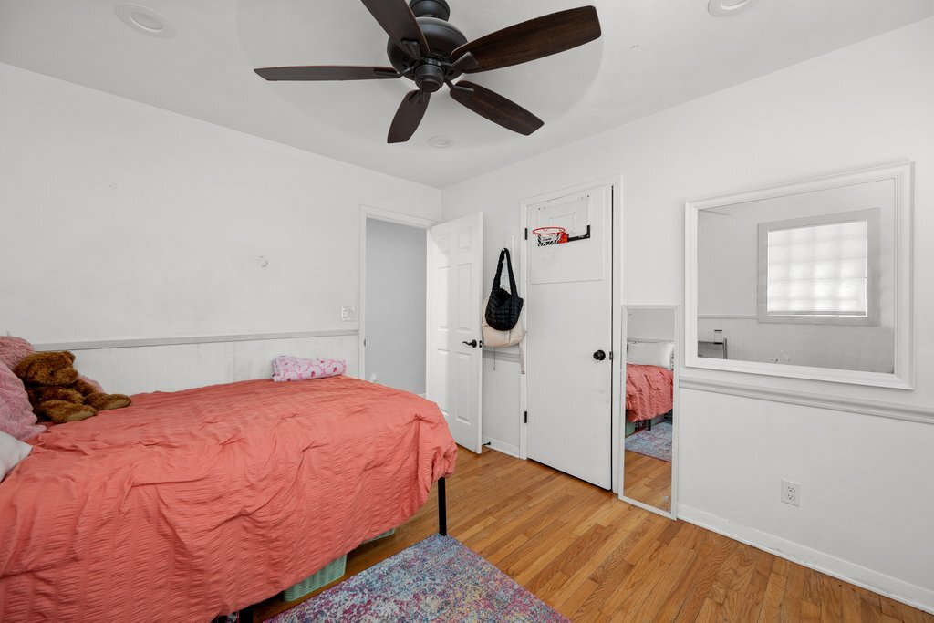 2831 Forest Road Property Photo 13