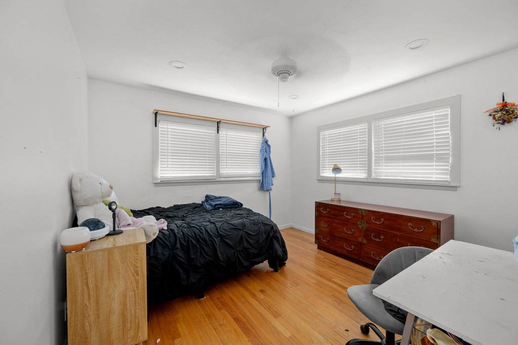 2831 Forest Road Property Photo 14