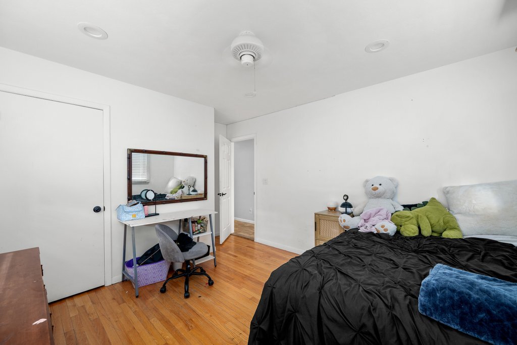 2831 Forest Road Property Photo 15