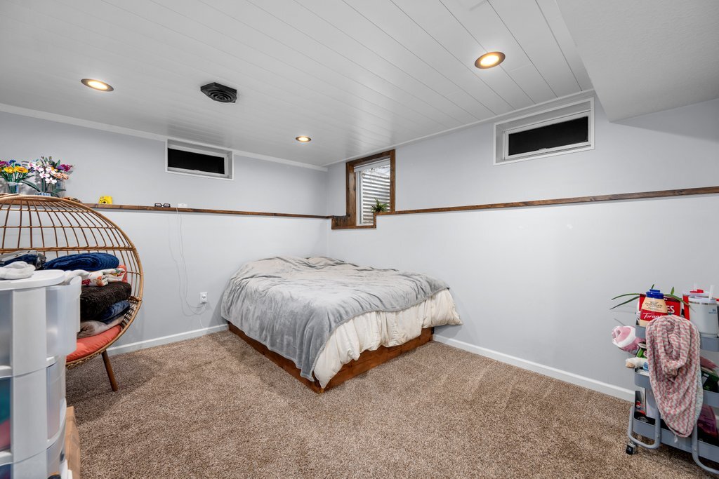 2831 Forest Road Property Photo 21