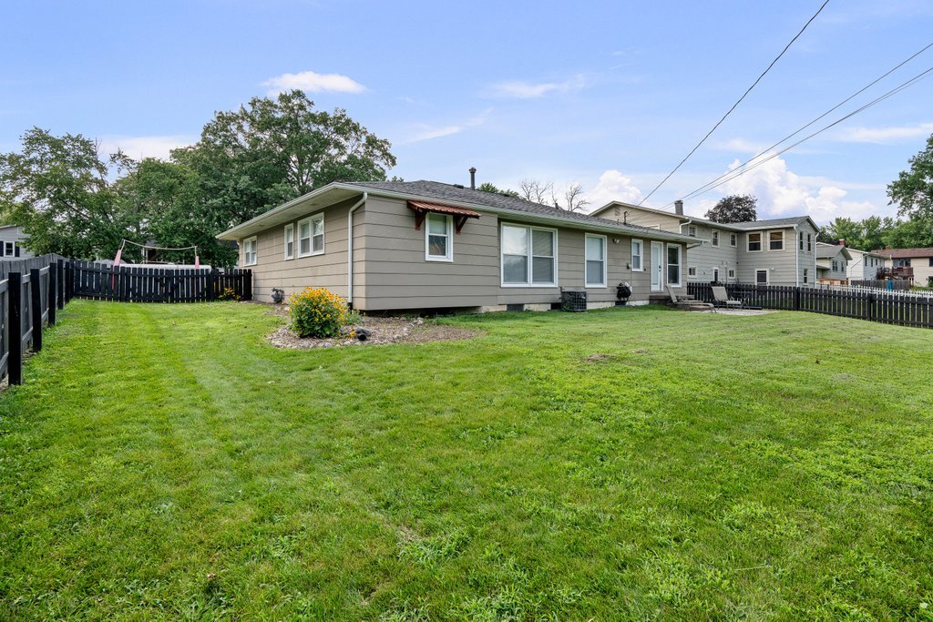 2831 Forest Road Property Photo 25