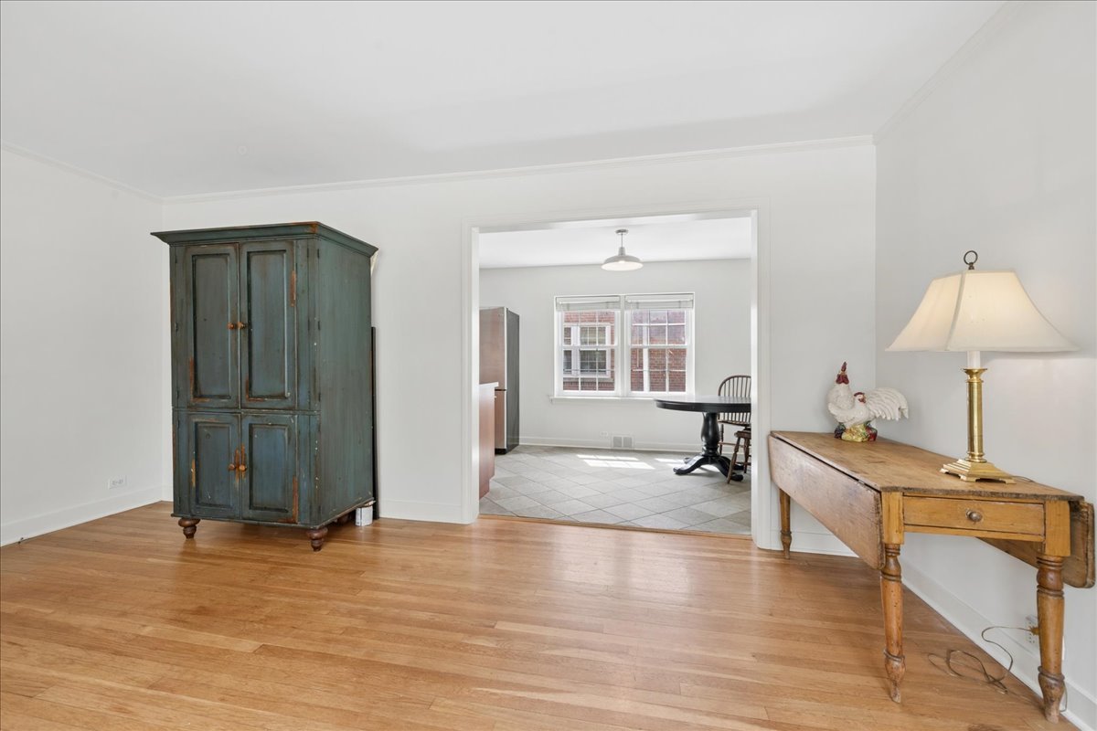 310 Jackson Avenue Property Photo 6