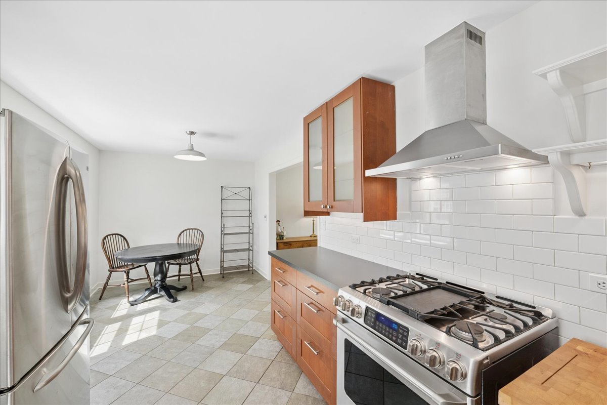 310 Jackson Avenue Property Photo 9