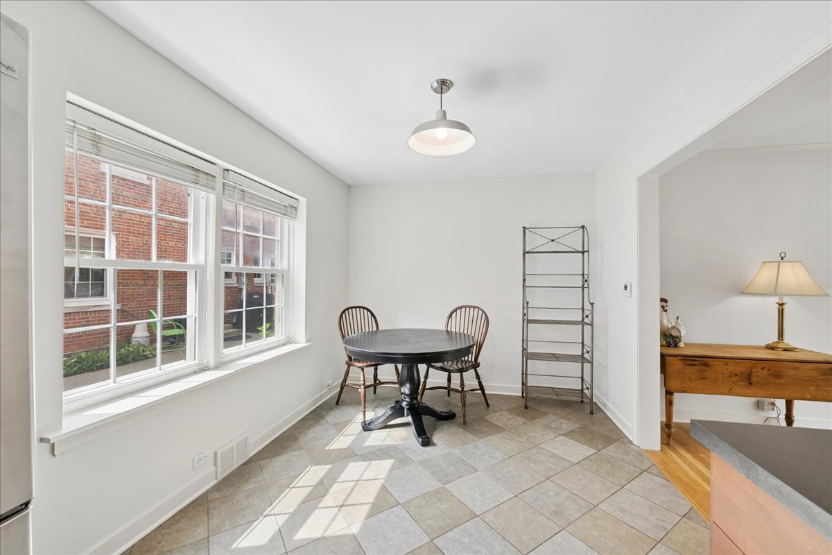 310 Jackson Avenue Property Photo 10