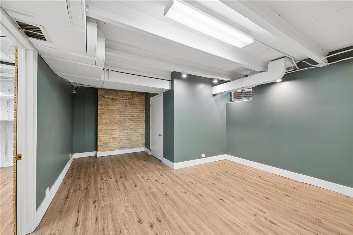 310 Jackson Avenue Property Photo 19