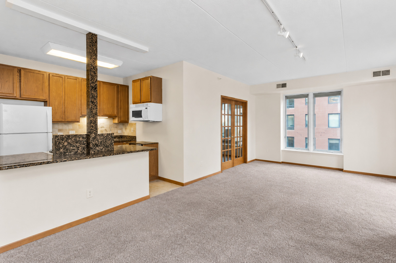 515 Main Street 401 Property Photo 6