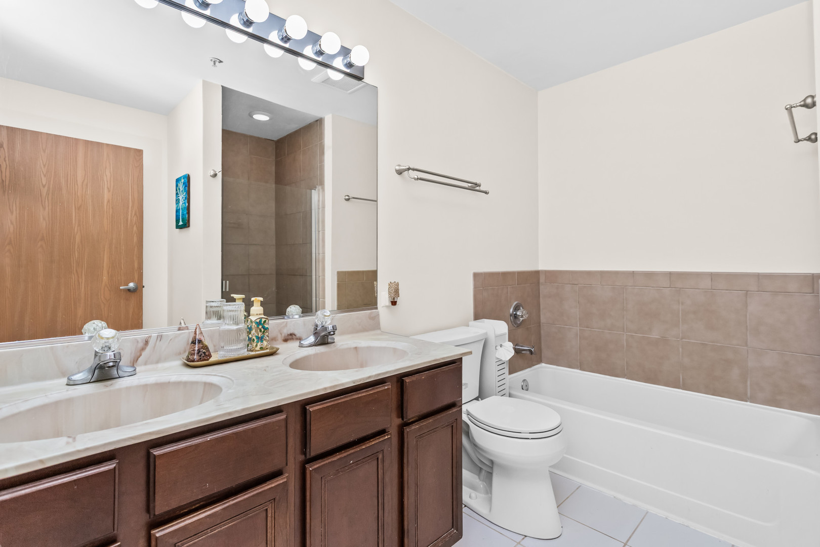 515 Main Street 401 Property Photo 12
