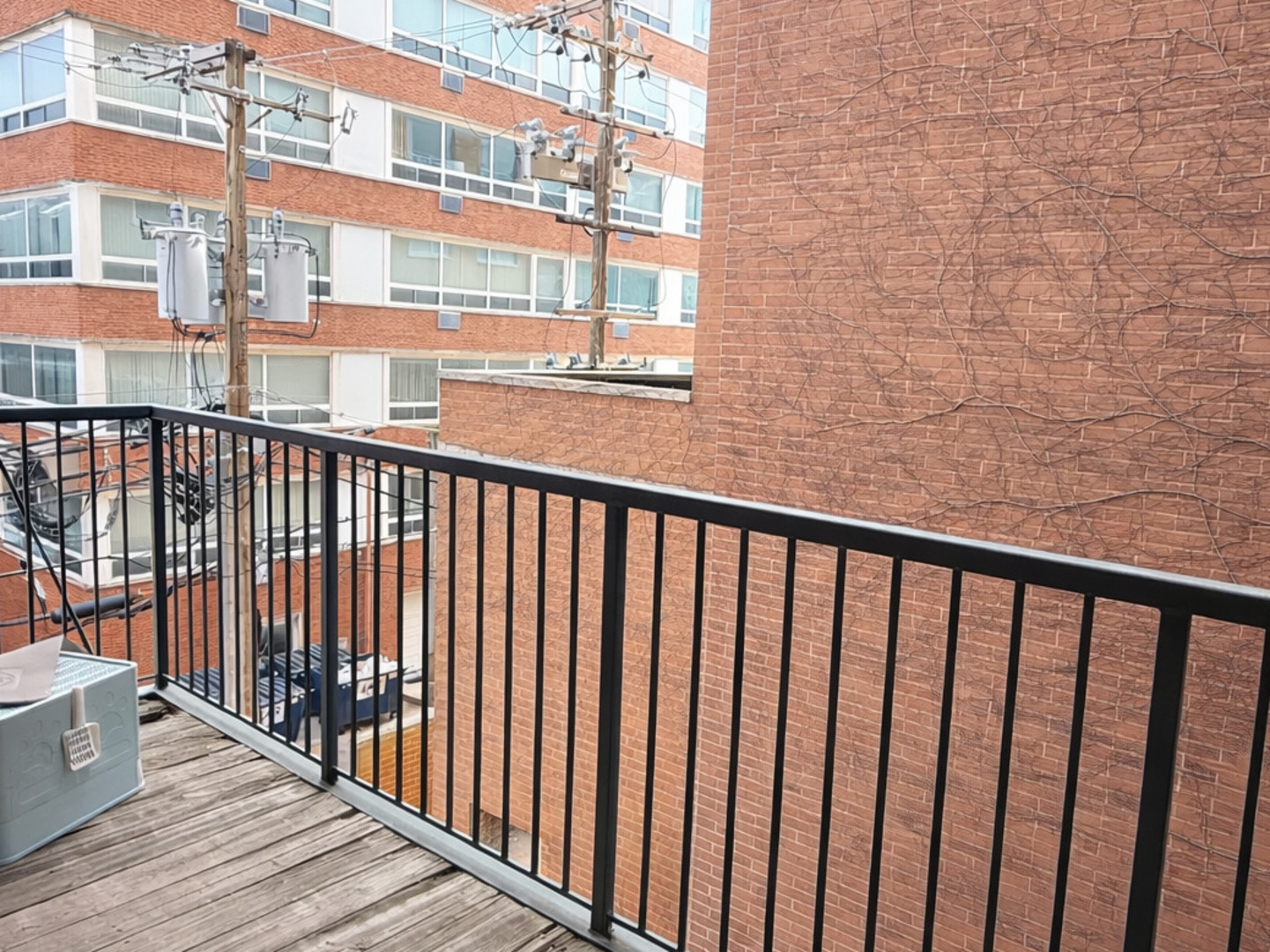811 Chicago Avenue 308 Property Photo 19
