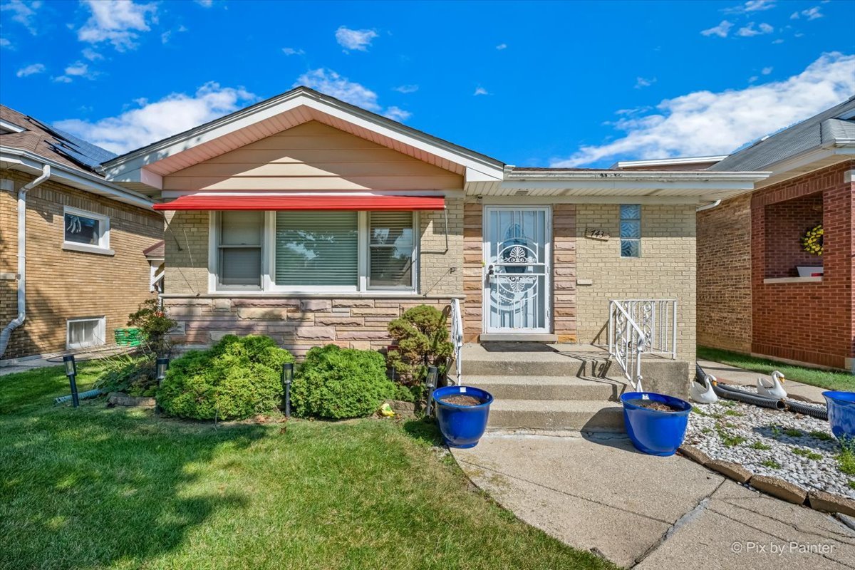 743 Newcastle Avenue Property Photo 1