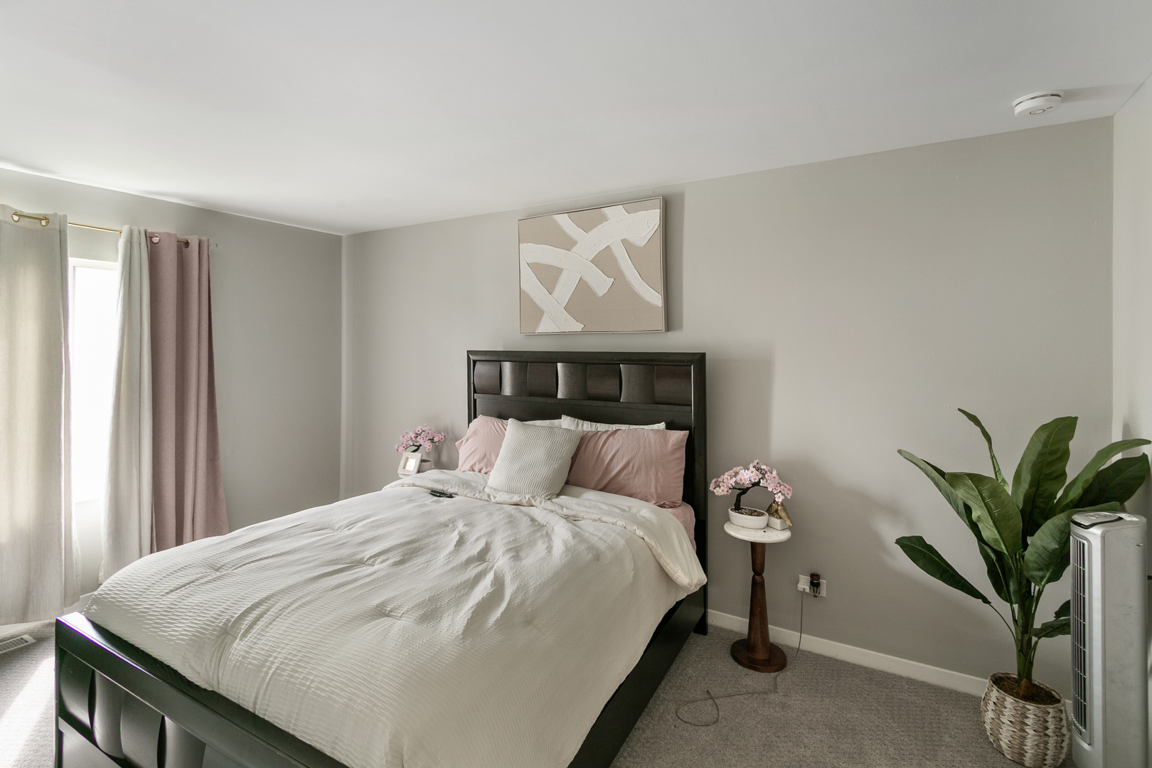 18200 Fountainbleau Drive Property Photo 8