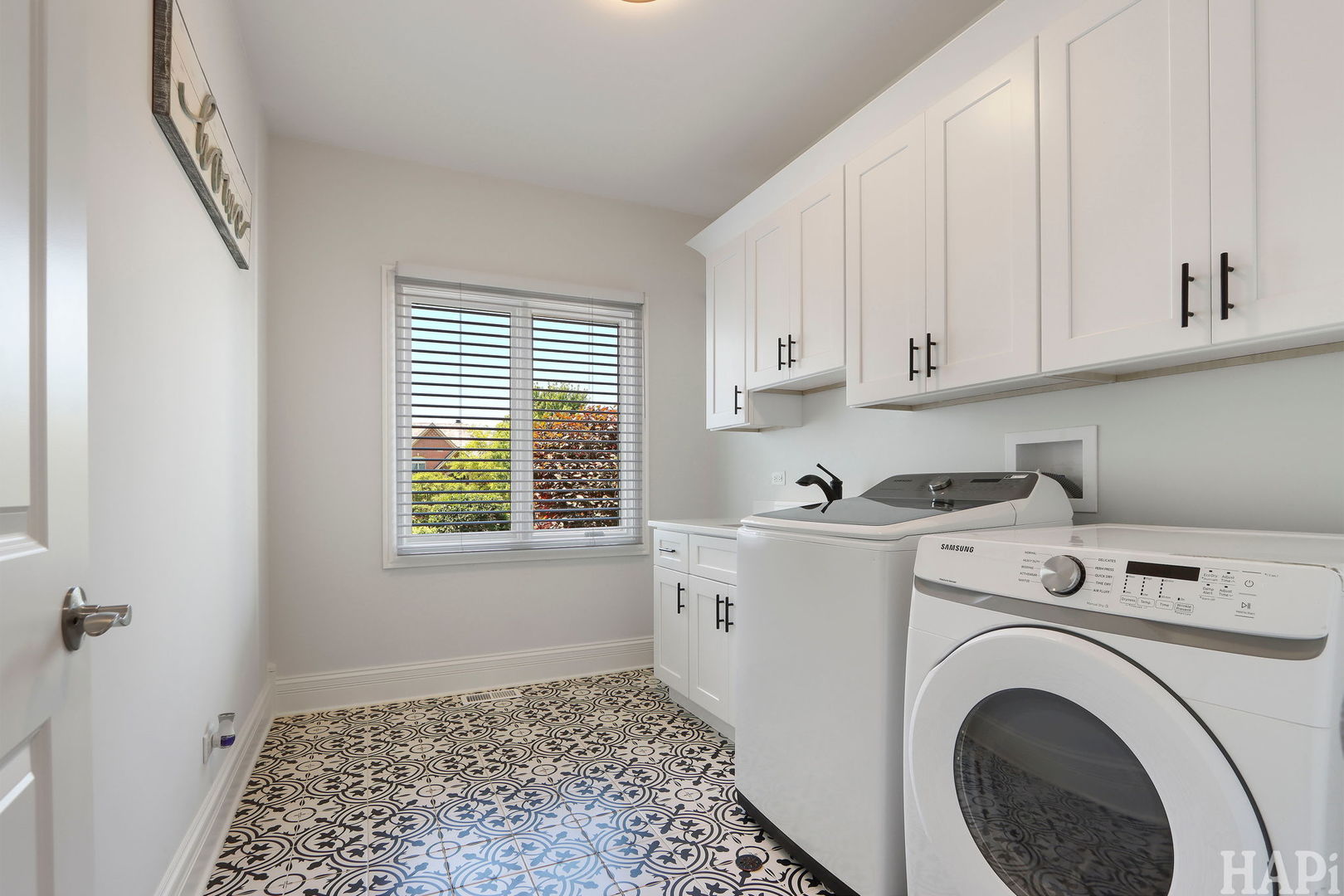 1410 W Newcastle Court Property Photo 34