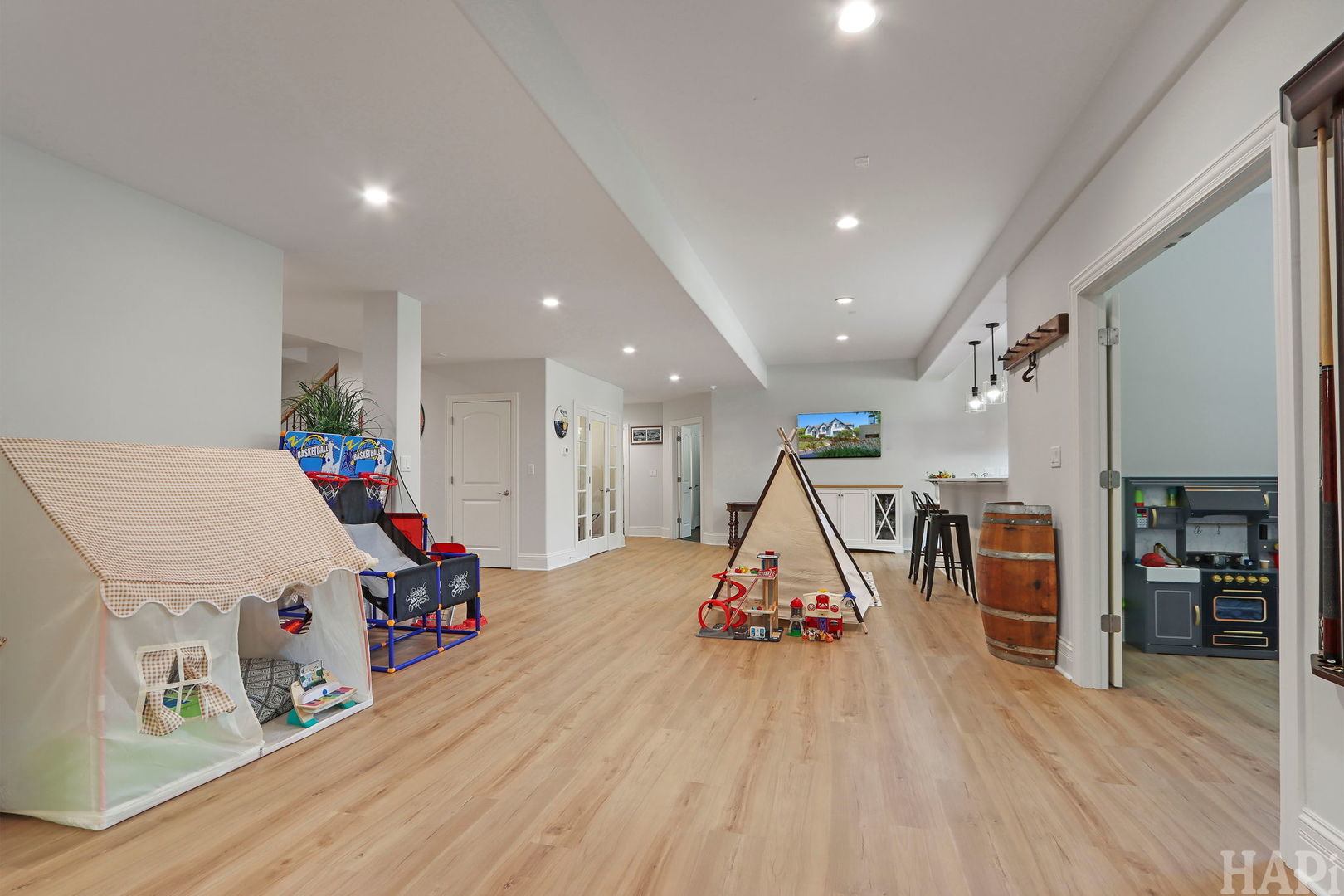 1410 W Newcastle Court Property Photo 60