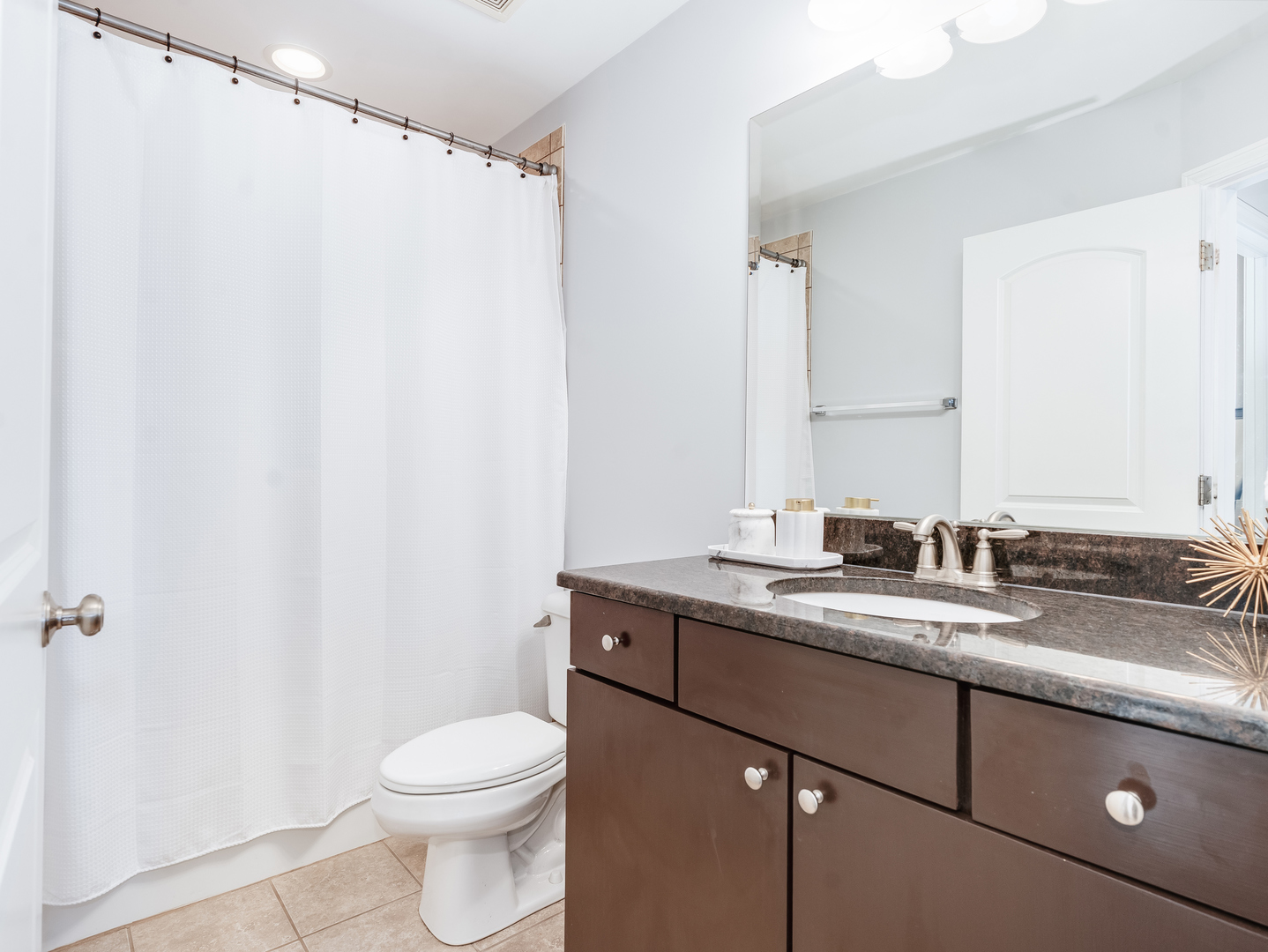 922 Warren Avenue 105 Property Photo 21
