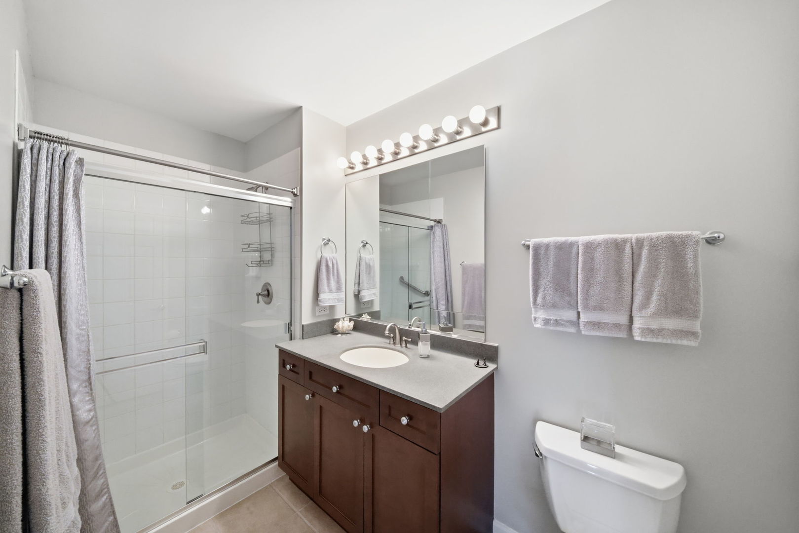 255 E Liberty Drive 305-2 Property Photo 14