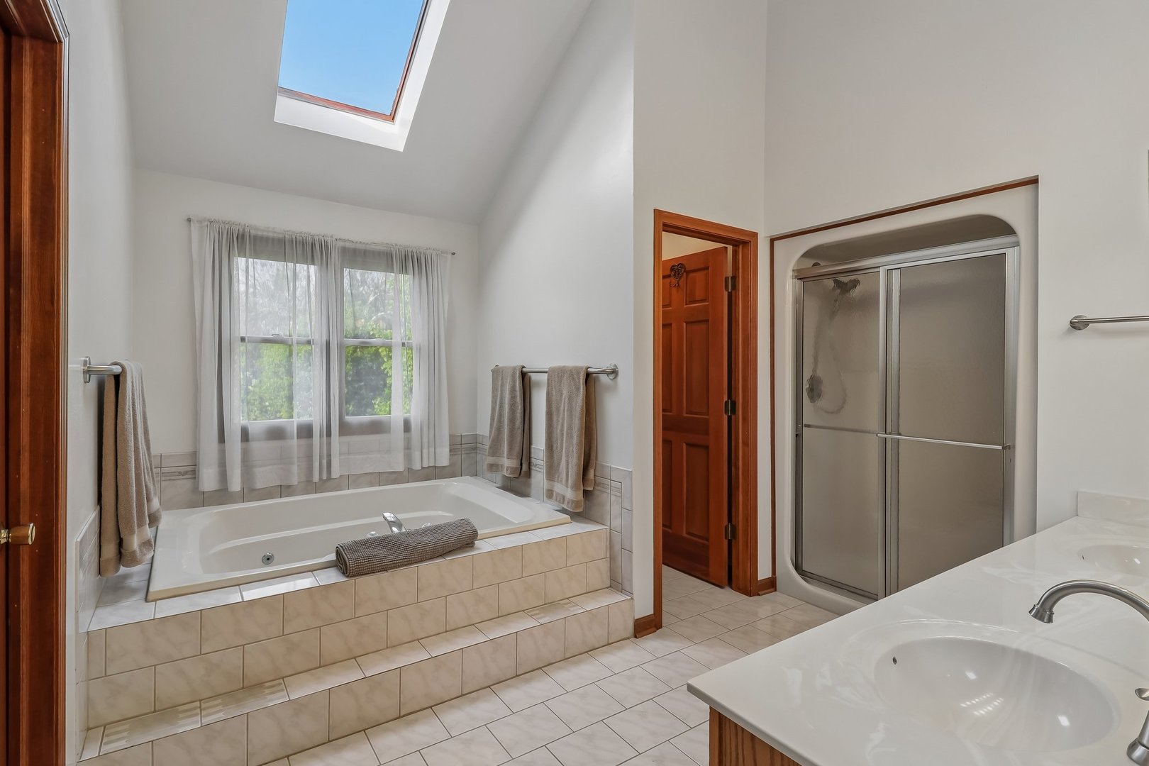 31w003 Irving Park Road Property Photo 19