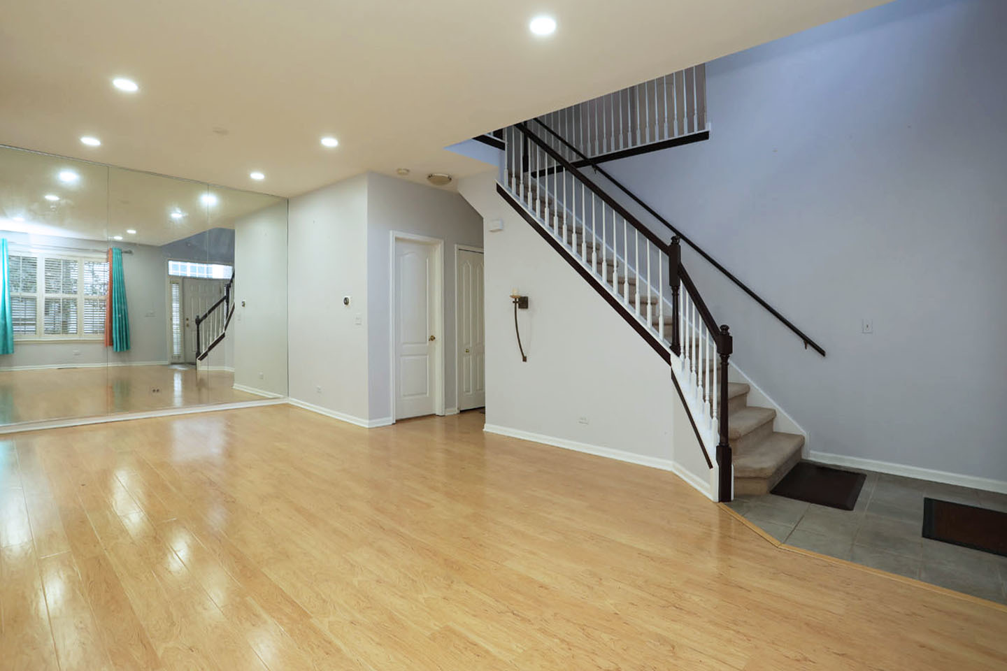 149 Fulbright Lane Property Photo 4