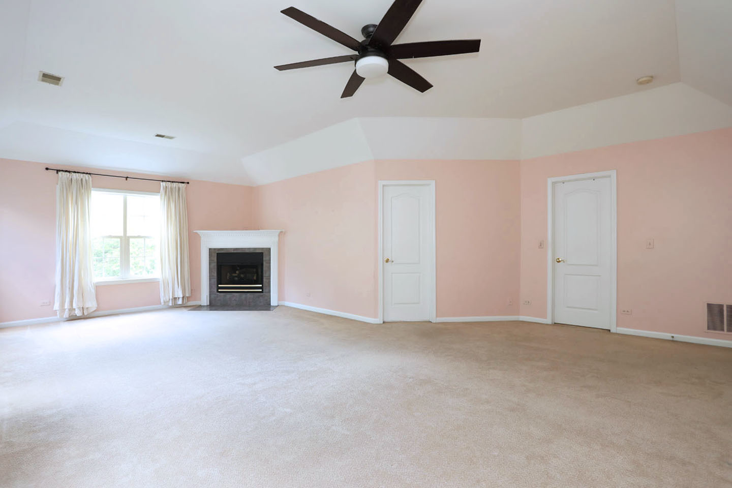 149 Fulbright Lane Property Photo 15