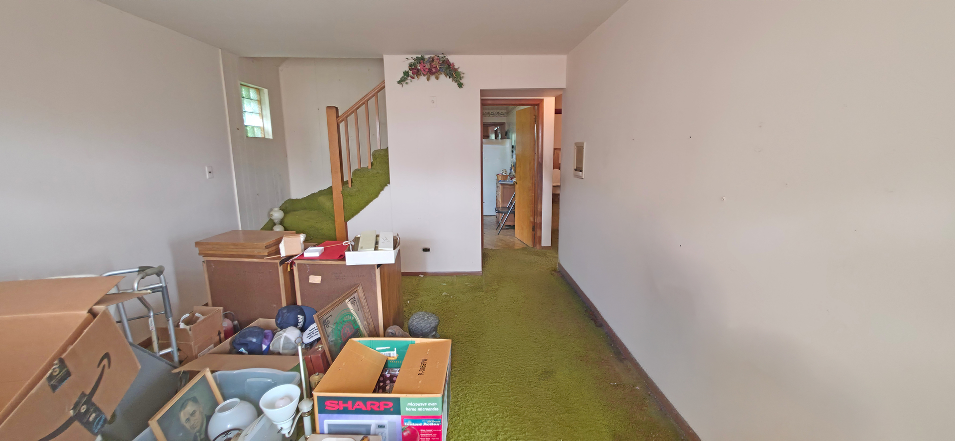 7960 S Kenneth Avenue Property Photo 9