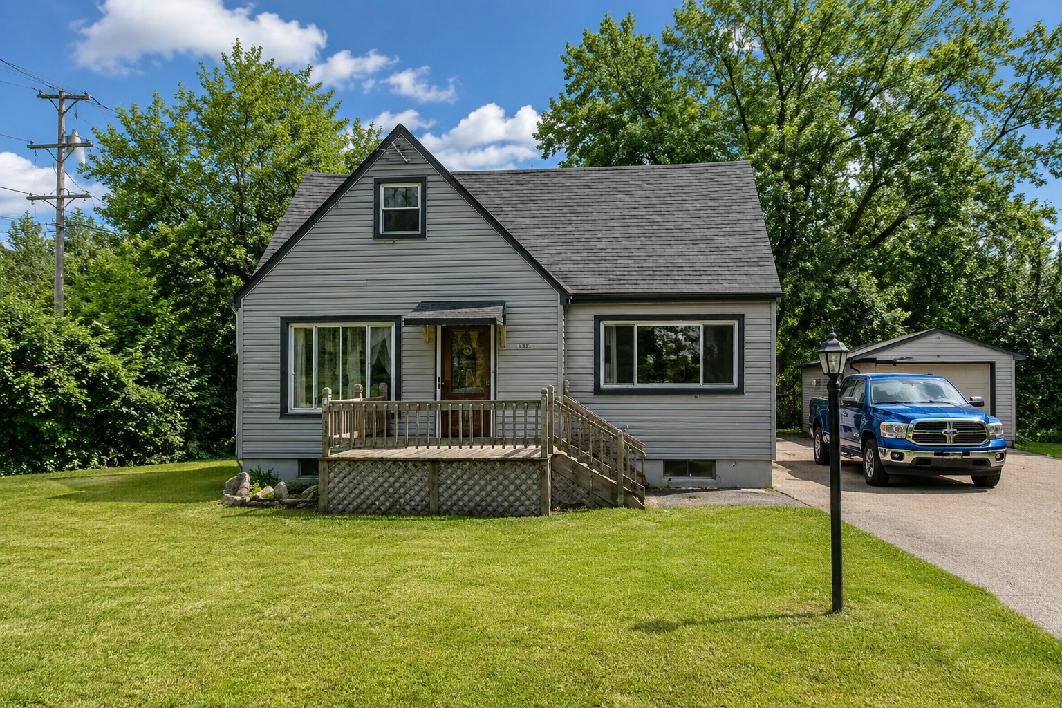 1111 Idlewild Drive Property Photo 1