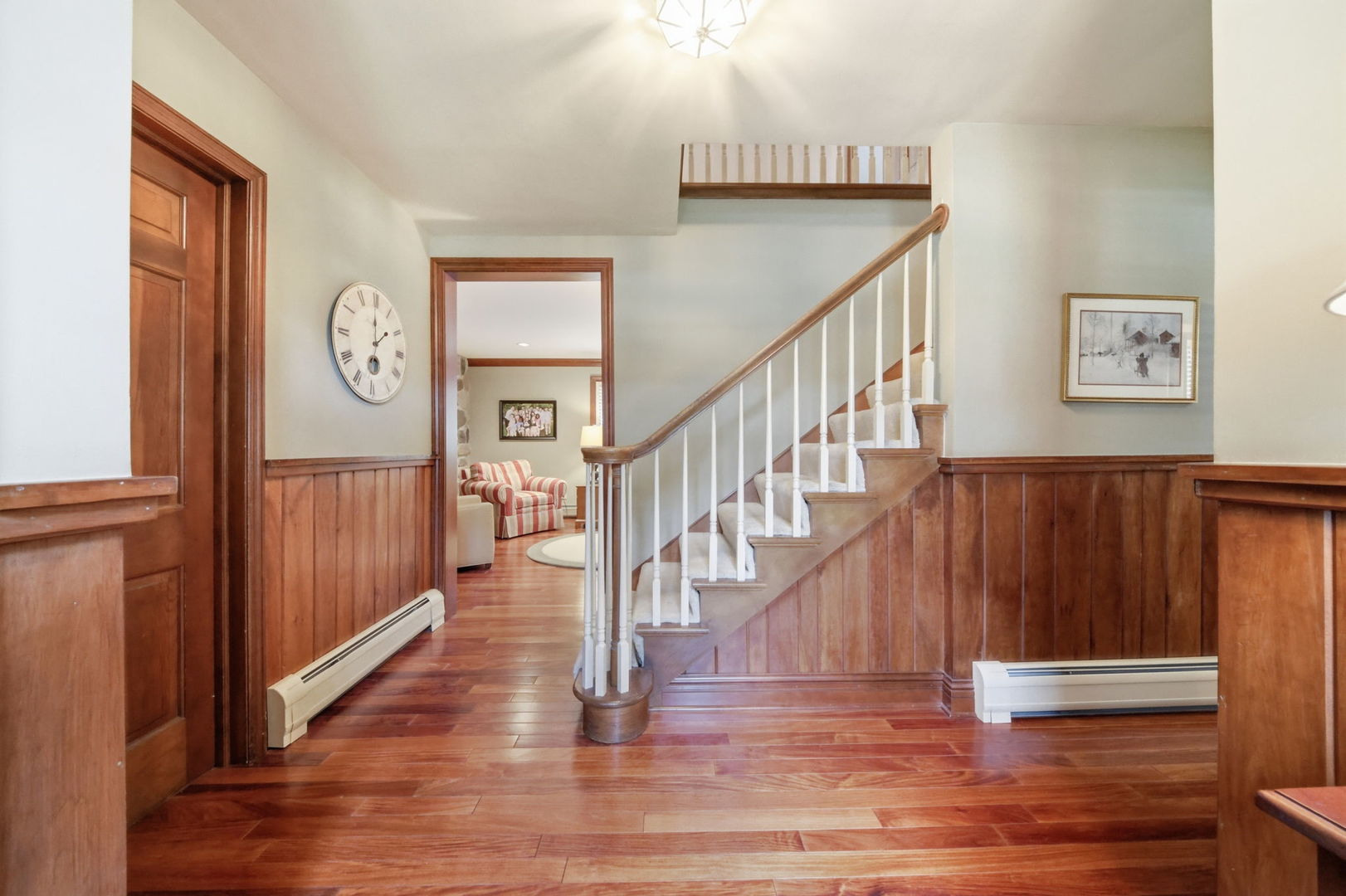 534 E Forest Avenue Property Photo 3