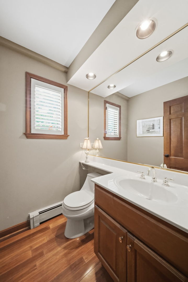534 E Forest Avenue Property Photo 15