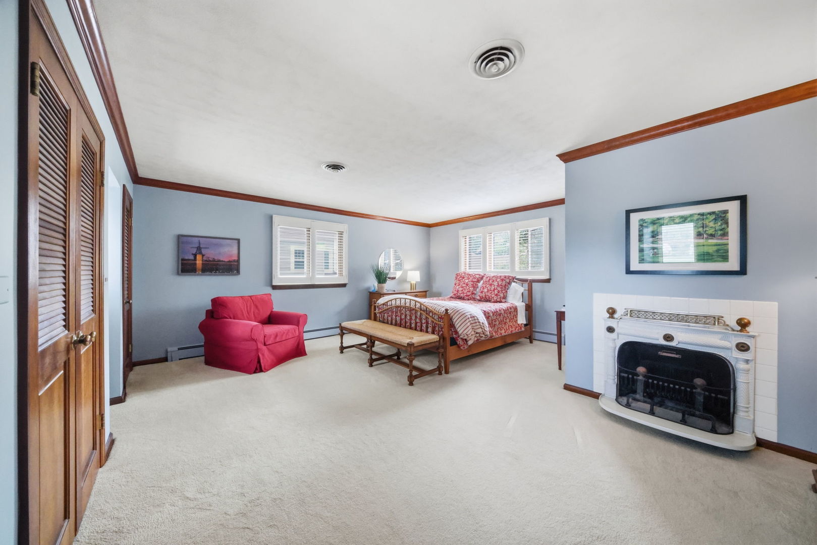 534 E Forest Avenue Property Photo 18