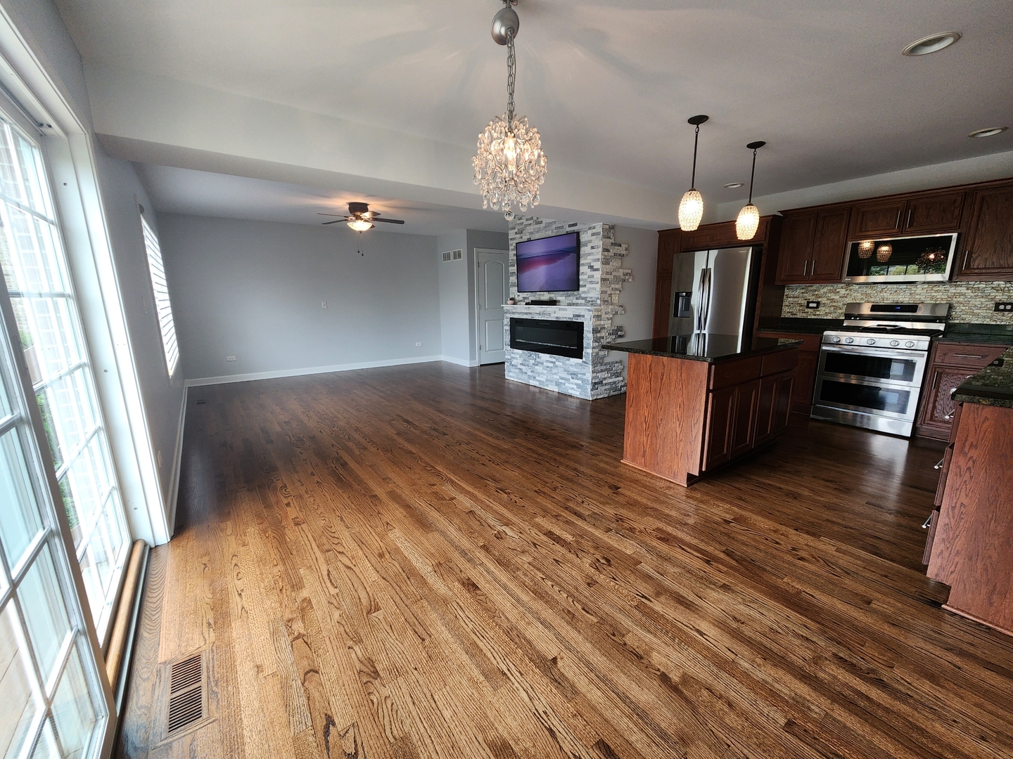 9434 Rich Lane Property Photo 4