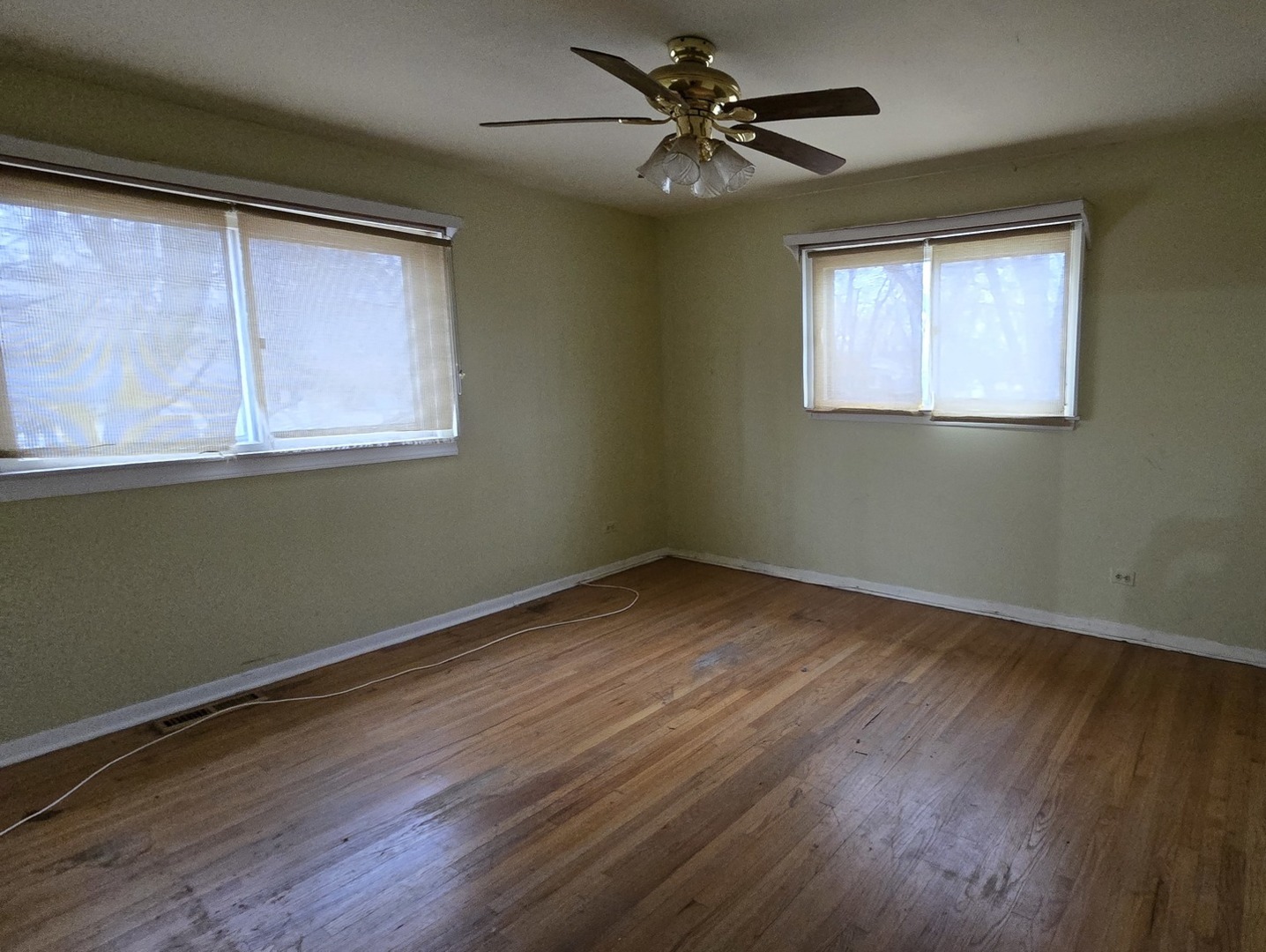 303 Jackson Street Property Photo 9