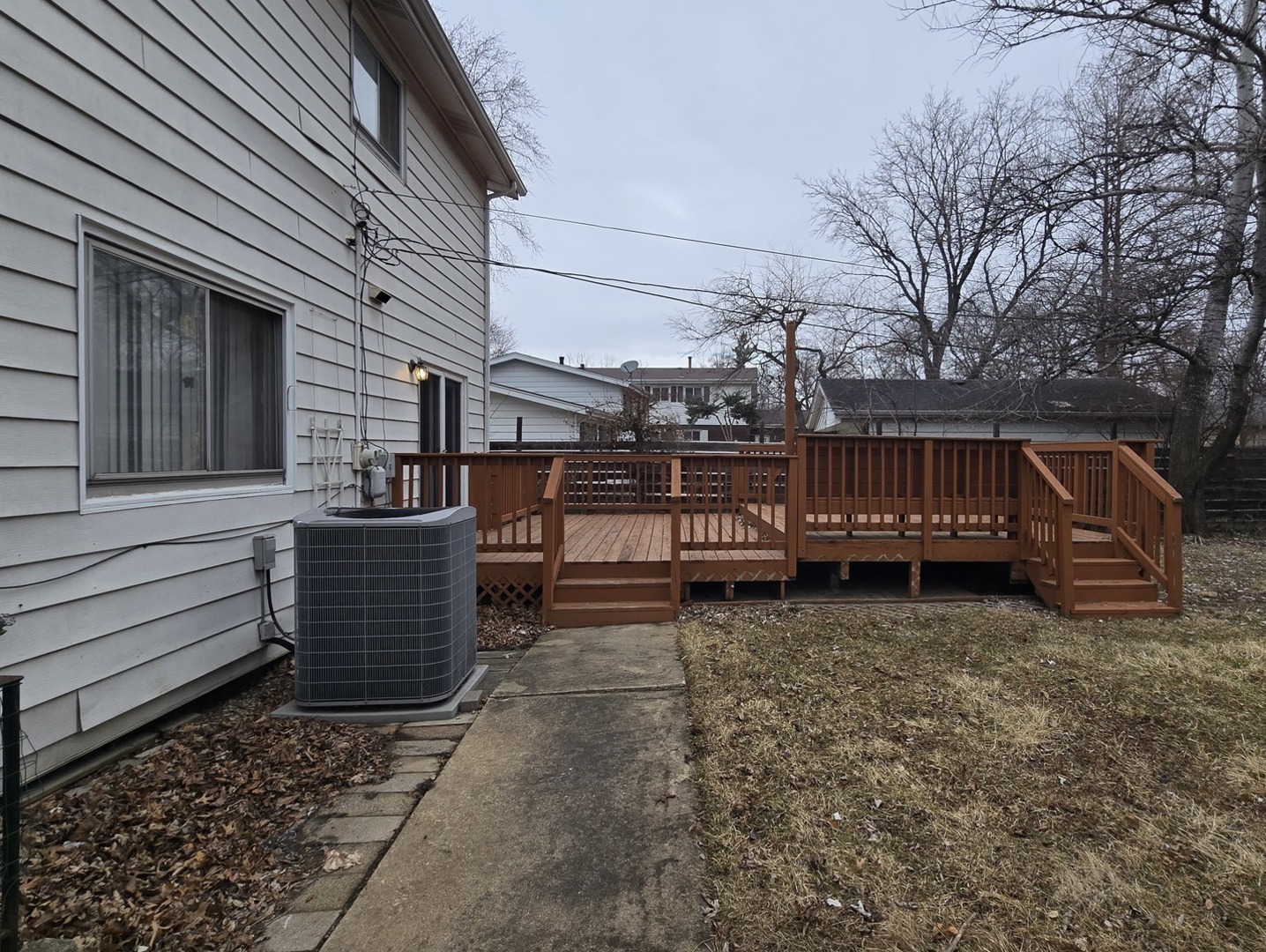 303 Jackson Street Property Photo 15