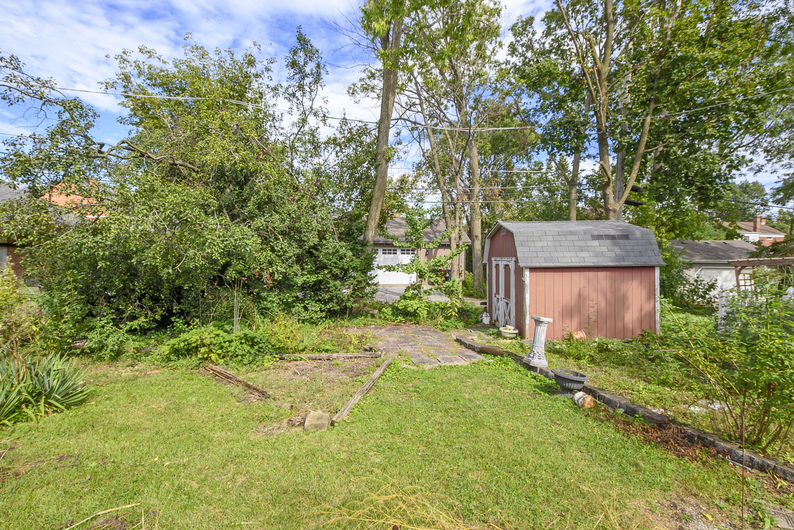 2631 Central Drive Property Photo 6